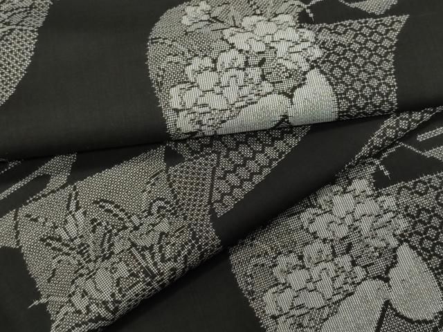 平和屋着物●本場大島紬　9マルキ　草花文　正絹　逸品　CAAS8738vf 平和屋着物○本場大島紬 9マルキ 草花文 正絹 逸品 CAAS8738vf - メルカリ