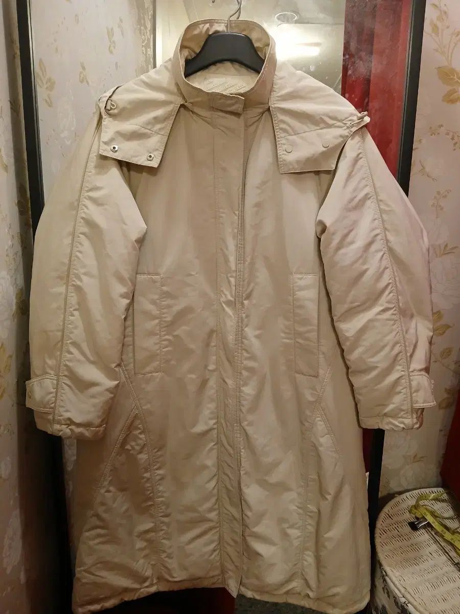 MARECHAL TERRE（マルシャルテル) ダウンパーカー