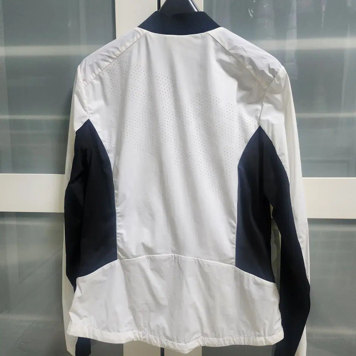 pxg ウィンドブレーカー