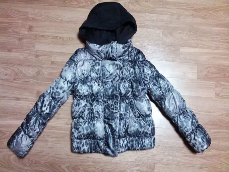 レオパード アヒルダウン