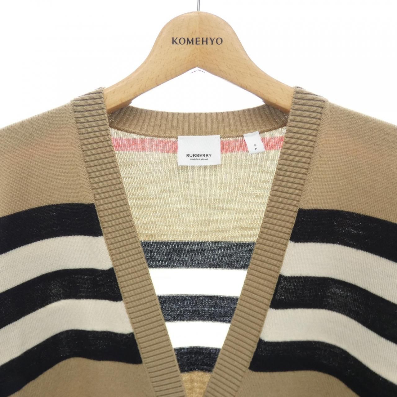 バーバリー BURBERRY