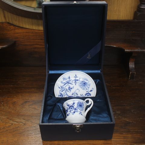 極美品 レア Meissen マイセン ブルーオニオン カップ&ソーサー 極美品 レア Meissen マイセン ブルーオニオン カップ&ソーサー