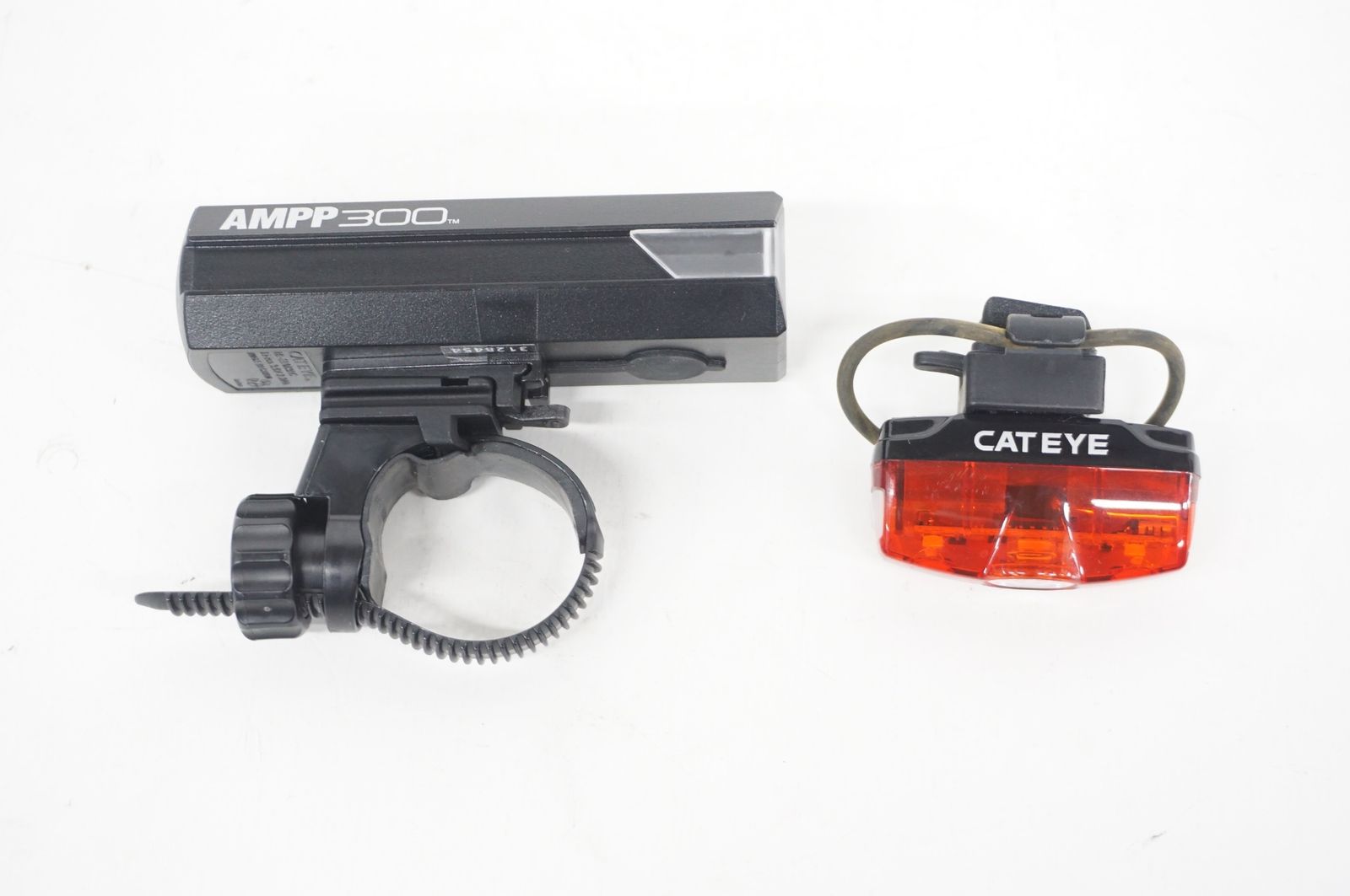 CATEYE 「キャットアイ」 AMPP300 RAPID MINI ライトセット / バイチャリ阪急塚口店