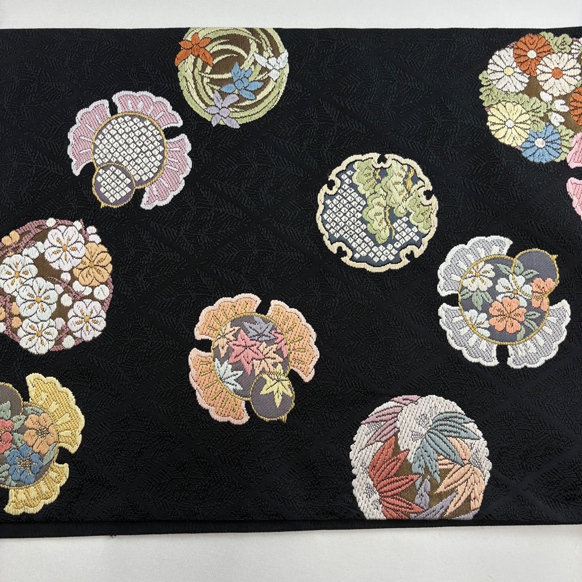袋帯 美品 名品 花丸文 雪輪 金銀糸 刺繍 黒 六通 正絹 【中古