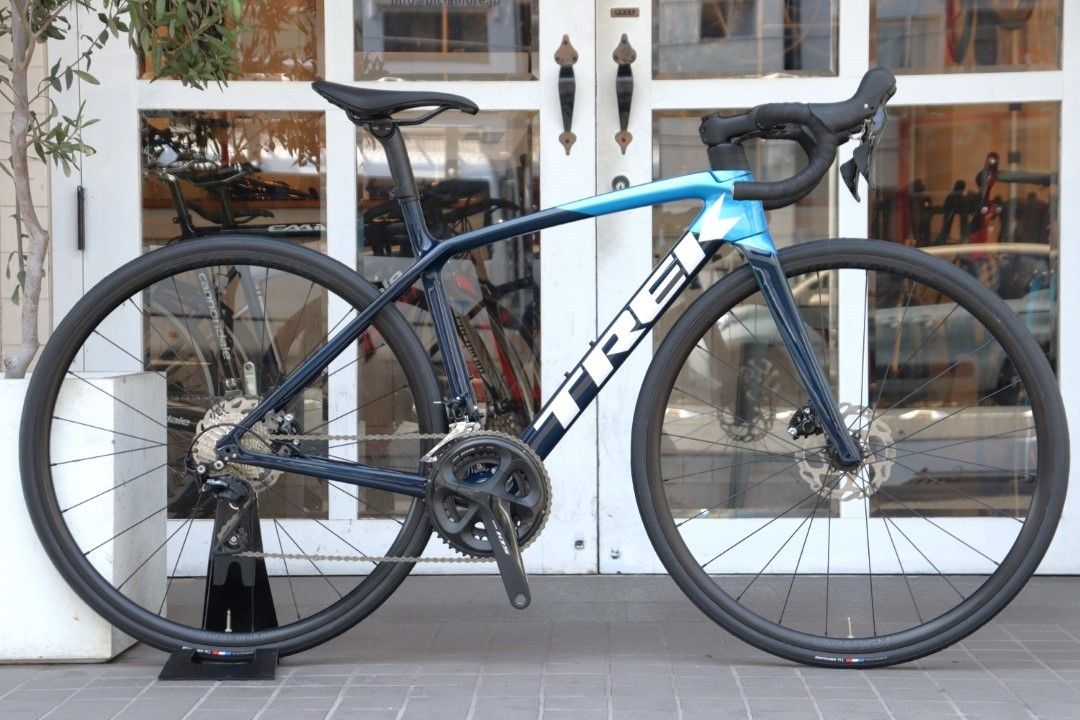 トレック TREK エモンダ ディスク EMONDA SL5 DISC 2021モデル 50サイズ シマノ 105 R7025 11S カーボン  ロードバイク 【横浜店】 - メルカリ