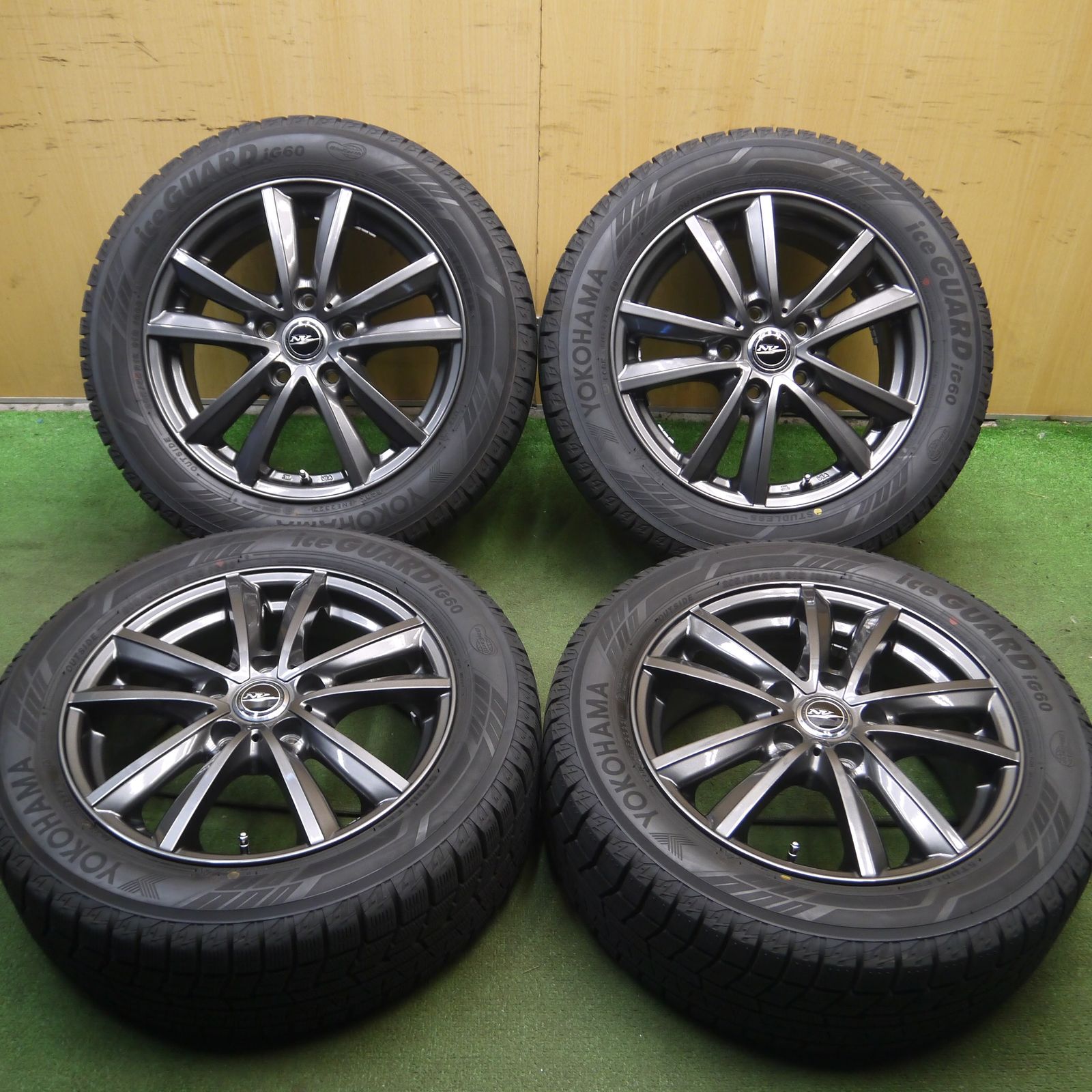 215/55R16 スタッドレス 【バリ溝】ヨコハマ IG60 中古品4本セット 