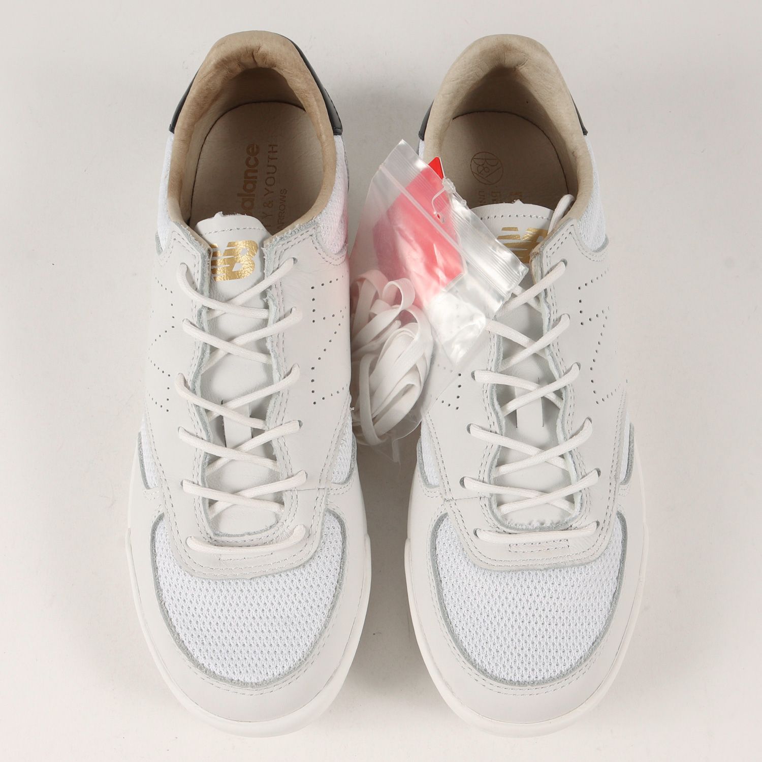 NEW BALANCE ニューバランス BEAUTY&YOUTH 別注 CRT300 TY UNITED 