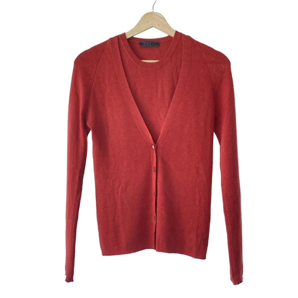 PRADA プラダ アンサンブル レディース - レッド カシミヤ シルク