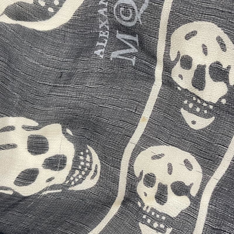 Alexander McQUEEN アレキサンダーマックイーン ストール
