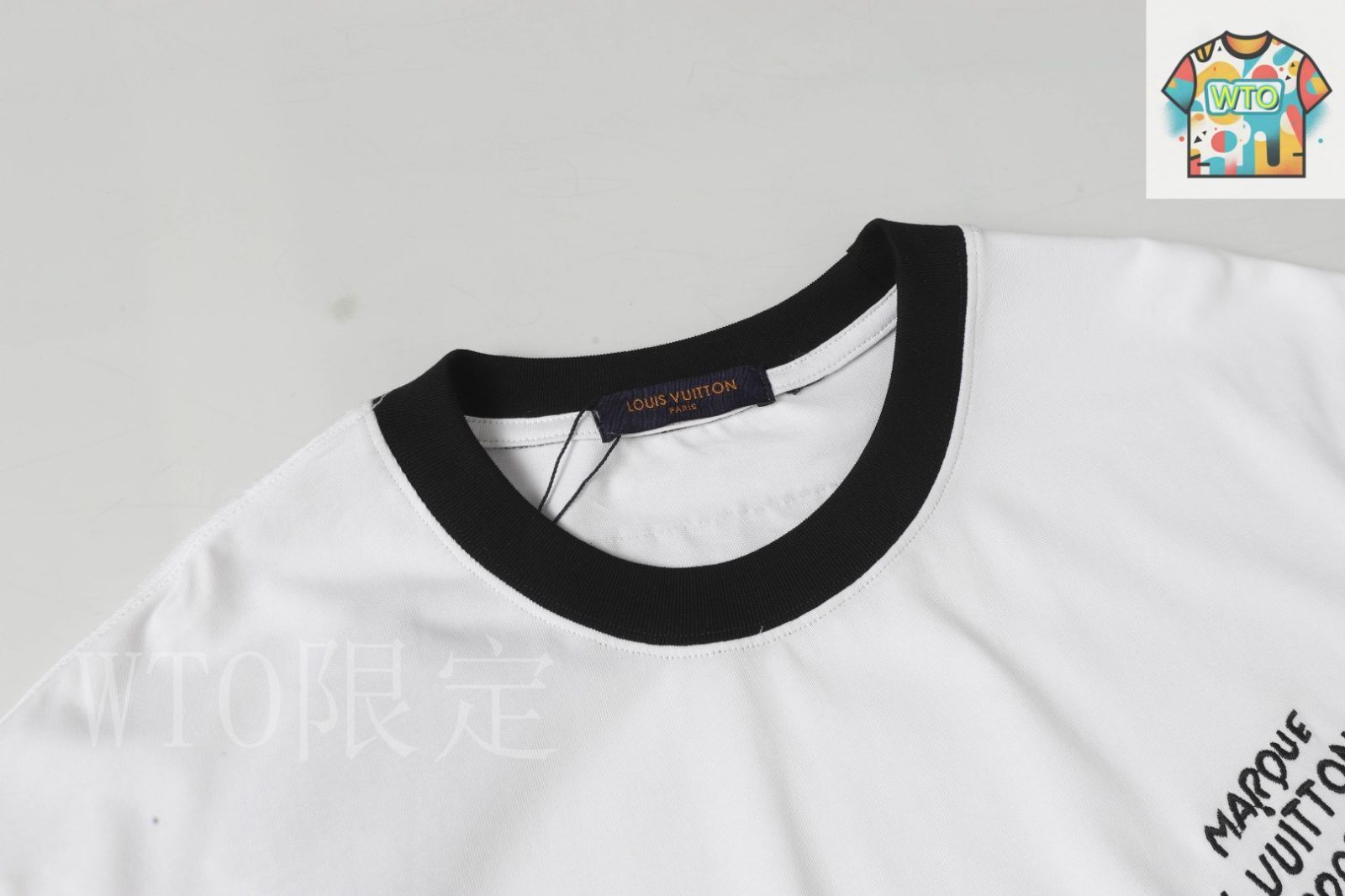 【チェーンがポイント☆】Louis Vuitton Tシャツドレス 今日特価】Louis Vuitton 2025ss チェーン刺繍丸首 T シャツ-2