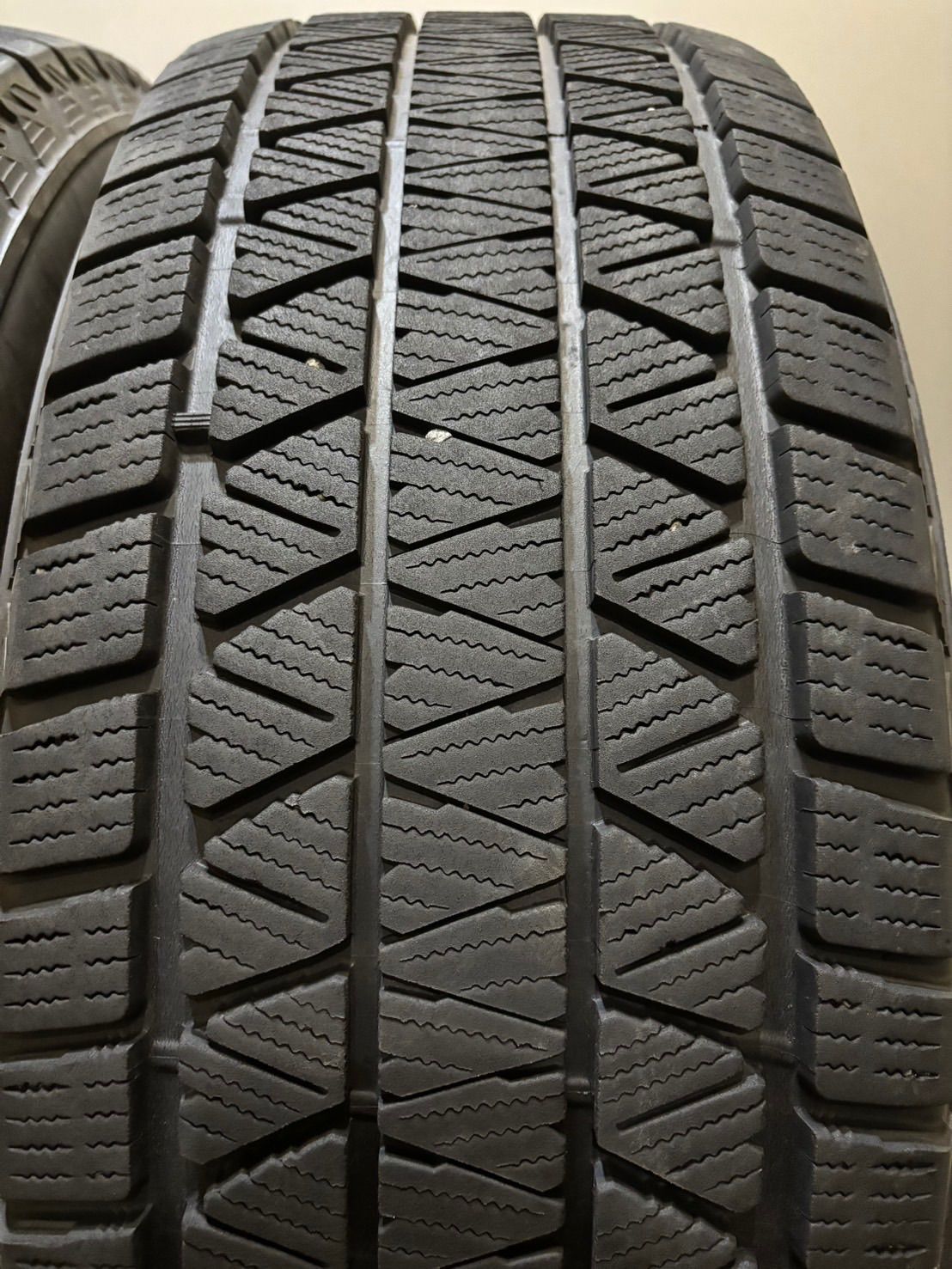265 65R17 BRIDGESTONE DM-V3 19年 20年製 スタッドレス 4本 ブリヂストン ブリザック ランクル プラド サーフ ハイラックス 南10-K107