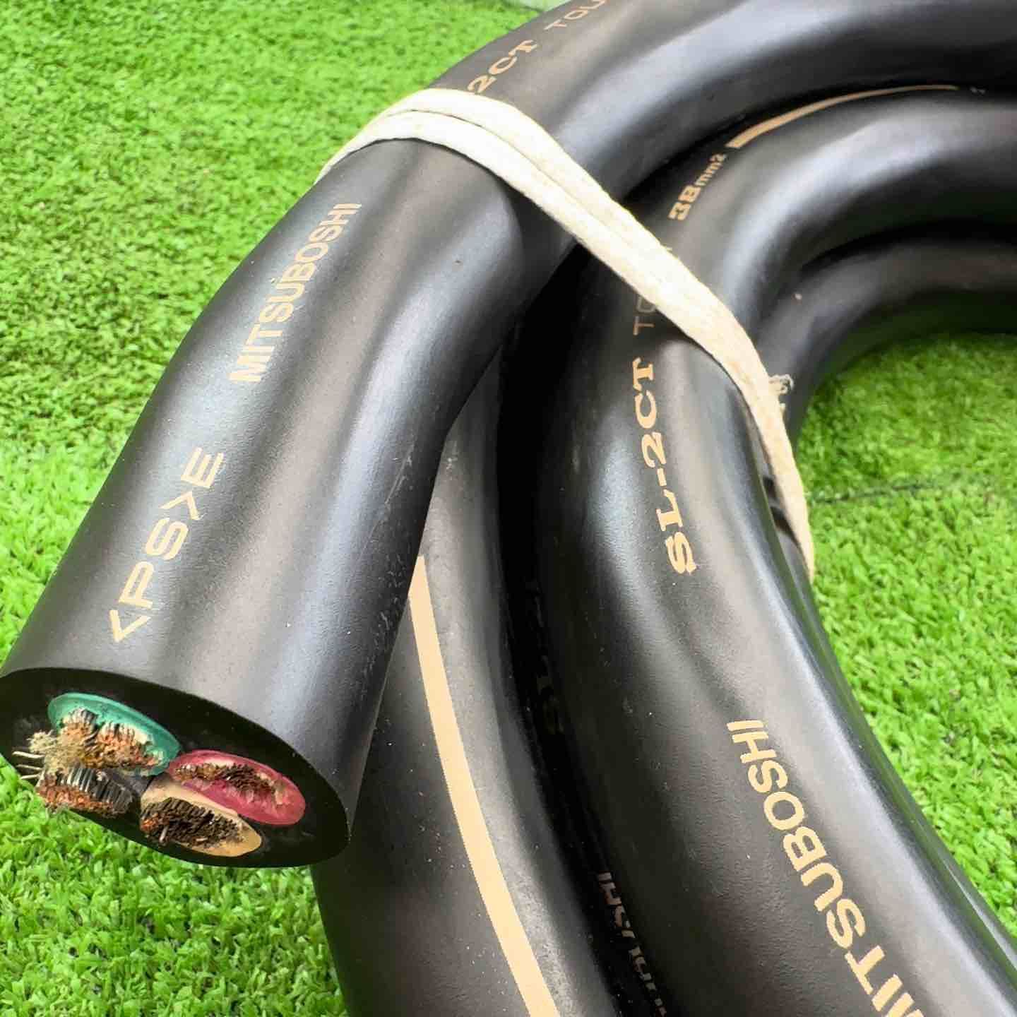 三ツ星 MITSUBOSHI VCTケーブル 4芯 38sq 38㎟ 5m巻き 汚れあり SL-2CT TOUGH 桶川店