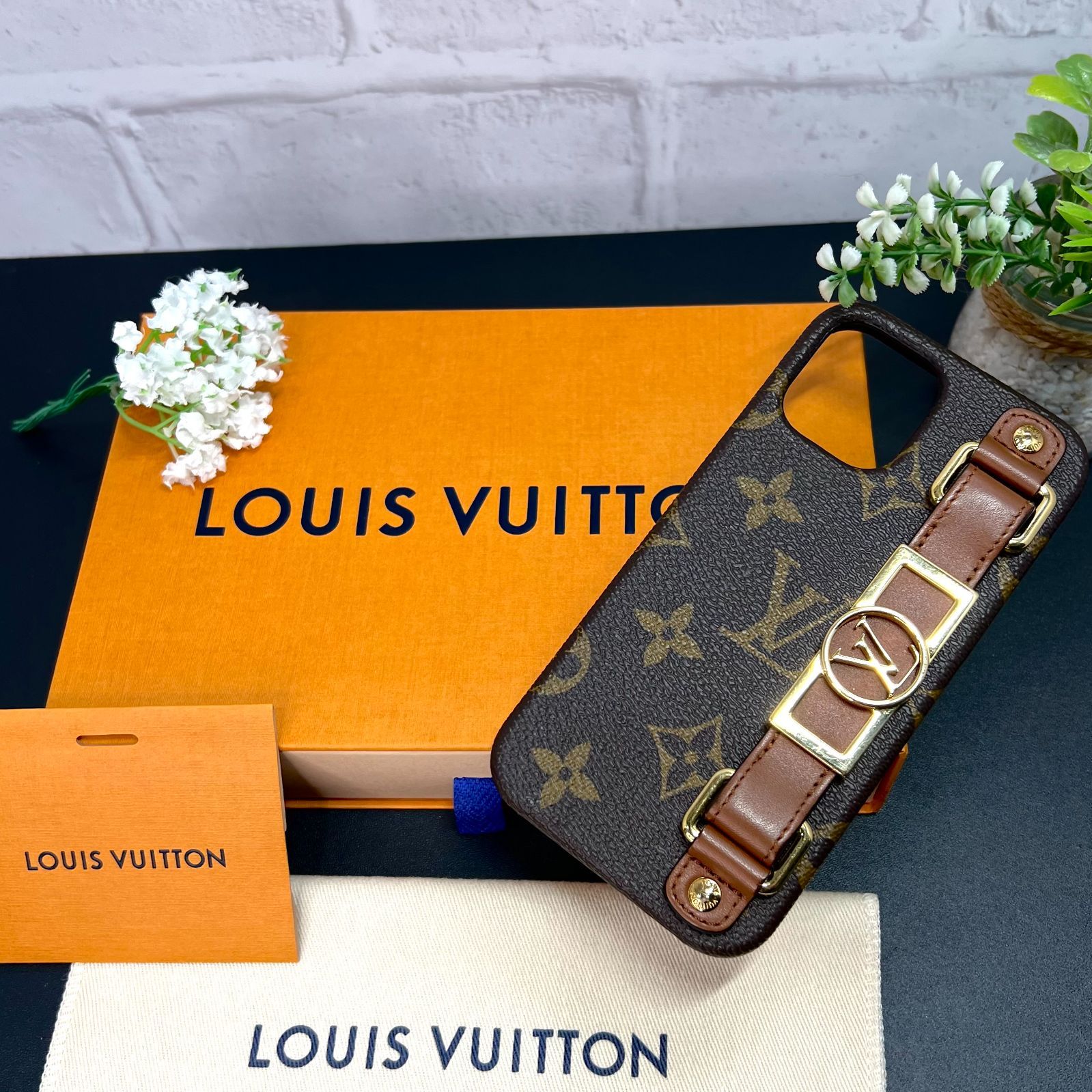 バンパー ドーフィーヌ iPhone12/12pro（LOUIS VUITTON／ルイ