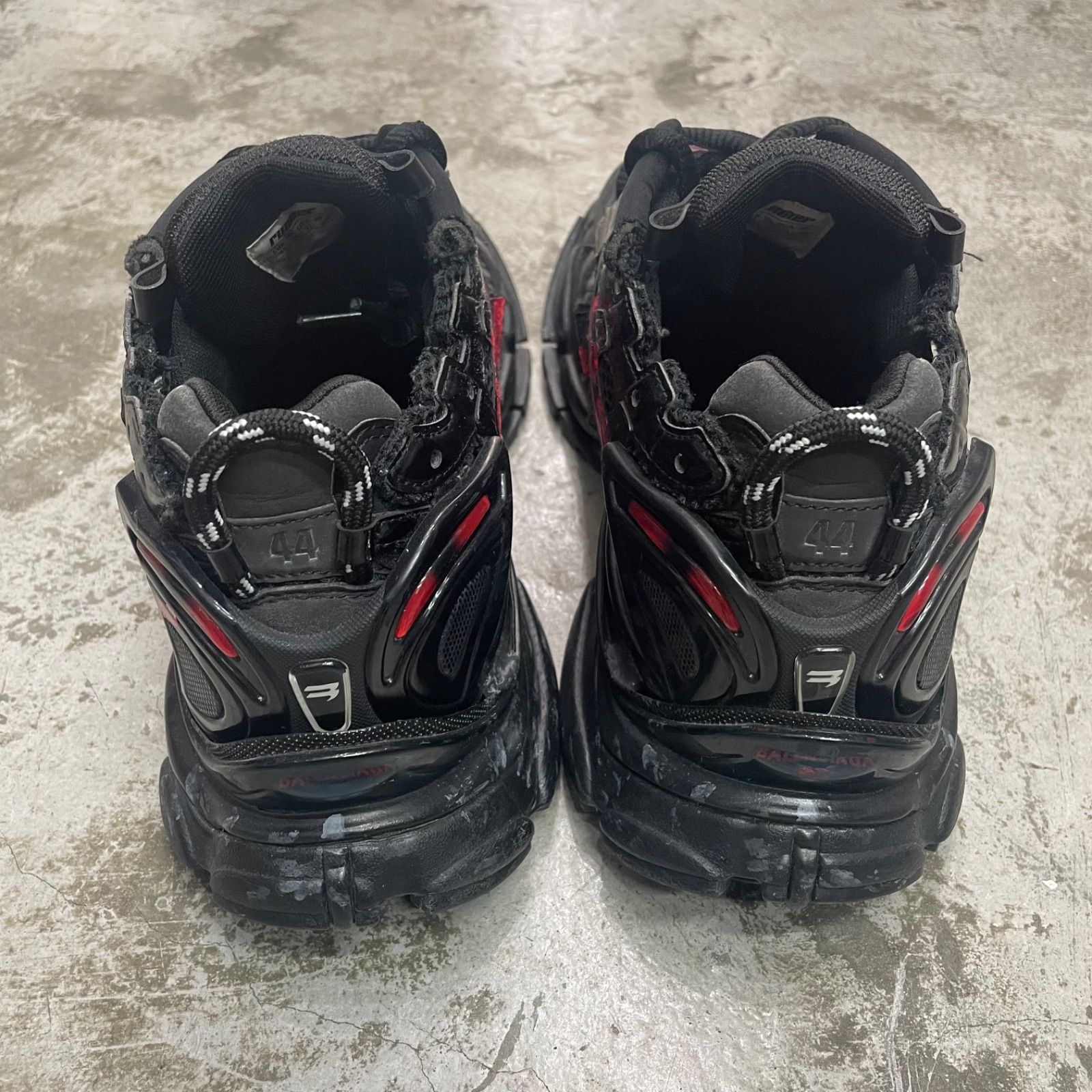 BALENCIAGA Runner Sneaker Graffiti Black Red 677403 ランナー