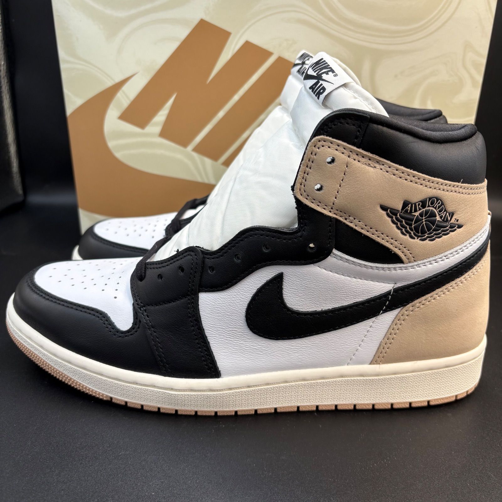 28.5cm Nike Women s Air Jordan 1 Retro High OG Latte ナイキ ウィメンズ エアジョーダン1 レトロ ハイ OG ラテ FD2596-021 スニーカー