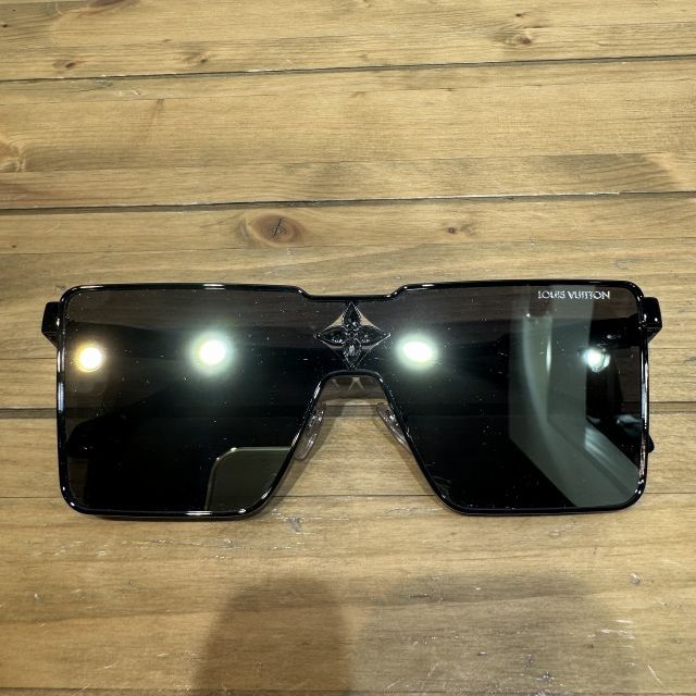 ルイヴィトン　サングラス　Z0039U LOUIS VUITTON サイクロン・メタル サングラス Z1899U ルイ