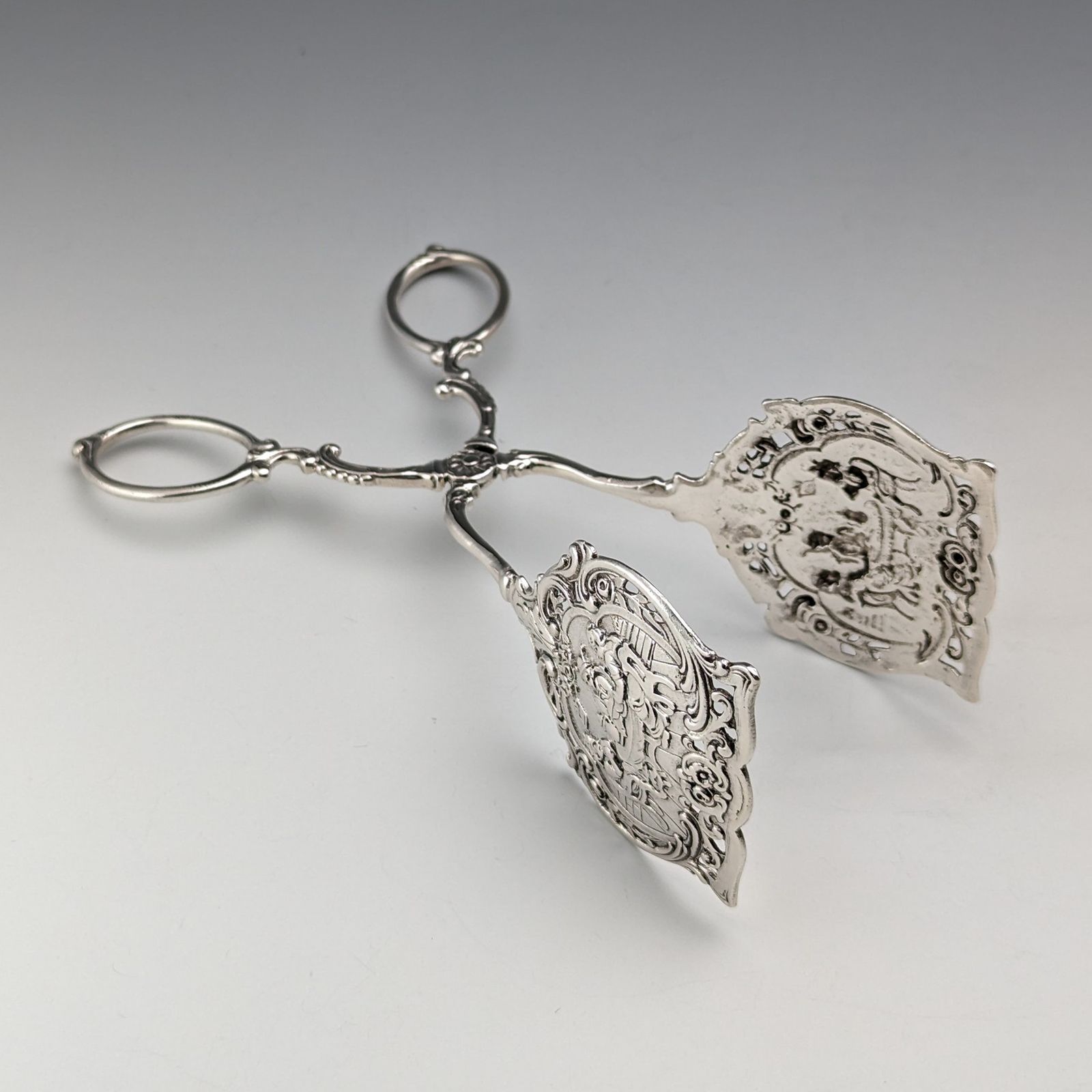 ミーコさん]スウェーデン JLH 純銀 ケーキ用トング 1957年 - 25g