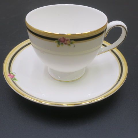 QTJunko　ウェッジウッド　クリオ ウェッジウッド（WEDGWOOD）のビンテージ食器、Clio（クリオ