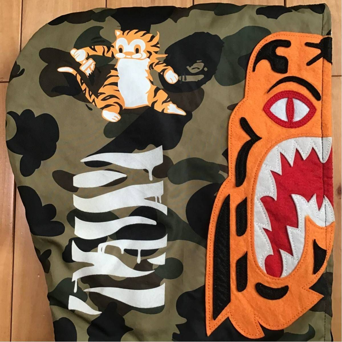 Bape タイガーカモ　Sサイズ タイガー ダウンジャケット Sサイズ a bathing ape BAPE camo Tiger