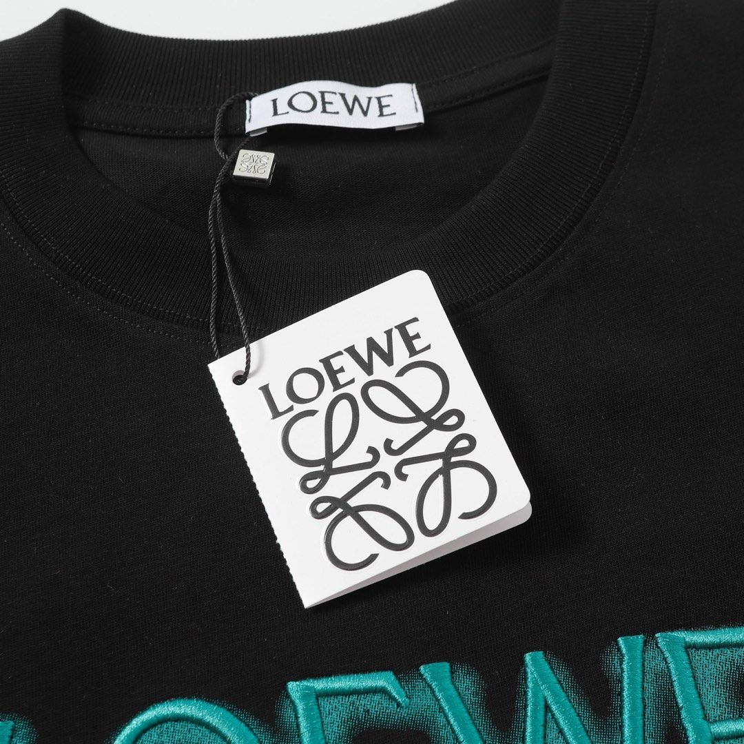 今日特価】LOEWE 25ss カラフルロゴ刺繍 T シャツ-3 - メルカリ