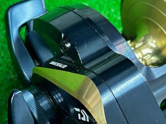 ソルティガ15H SJ 右ハンドル ソルティガ［SALTIGA］15H-SJ 両軸リール