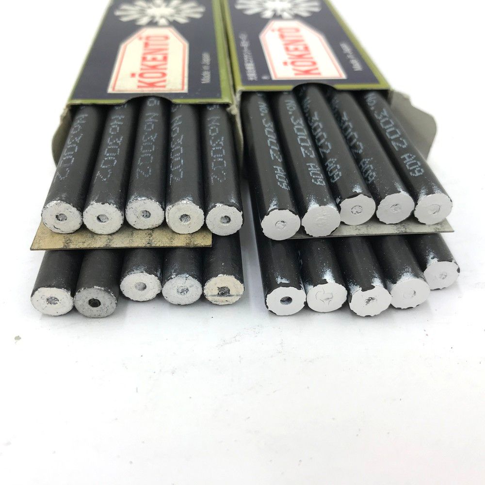 未使用品 黒田製作所 コウケントー カーボン No.3002 1箱10本入2
