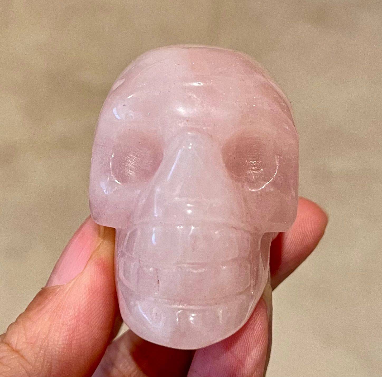 ☆ローズクォーツ☆ スカル型置物 約7cm ローズクォーツ スカル 骸骨 置き物 オブジェ ブラジル産 1点