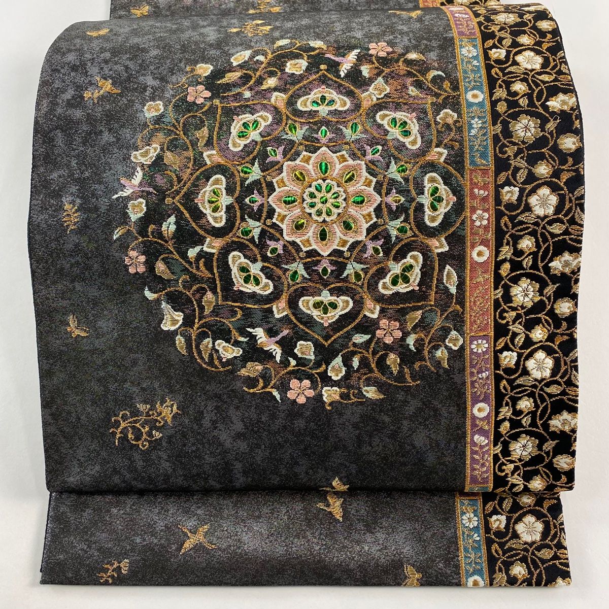 袋帯 秀品 玉蟲貴人 落款 華文 花鳥 螺鈿 金糸 銀色 お太鼓柄 正絹