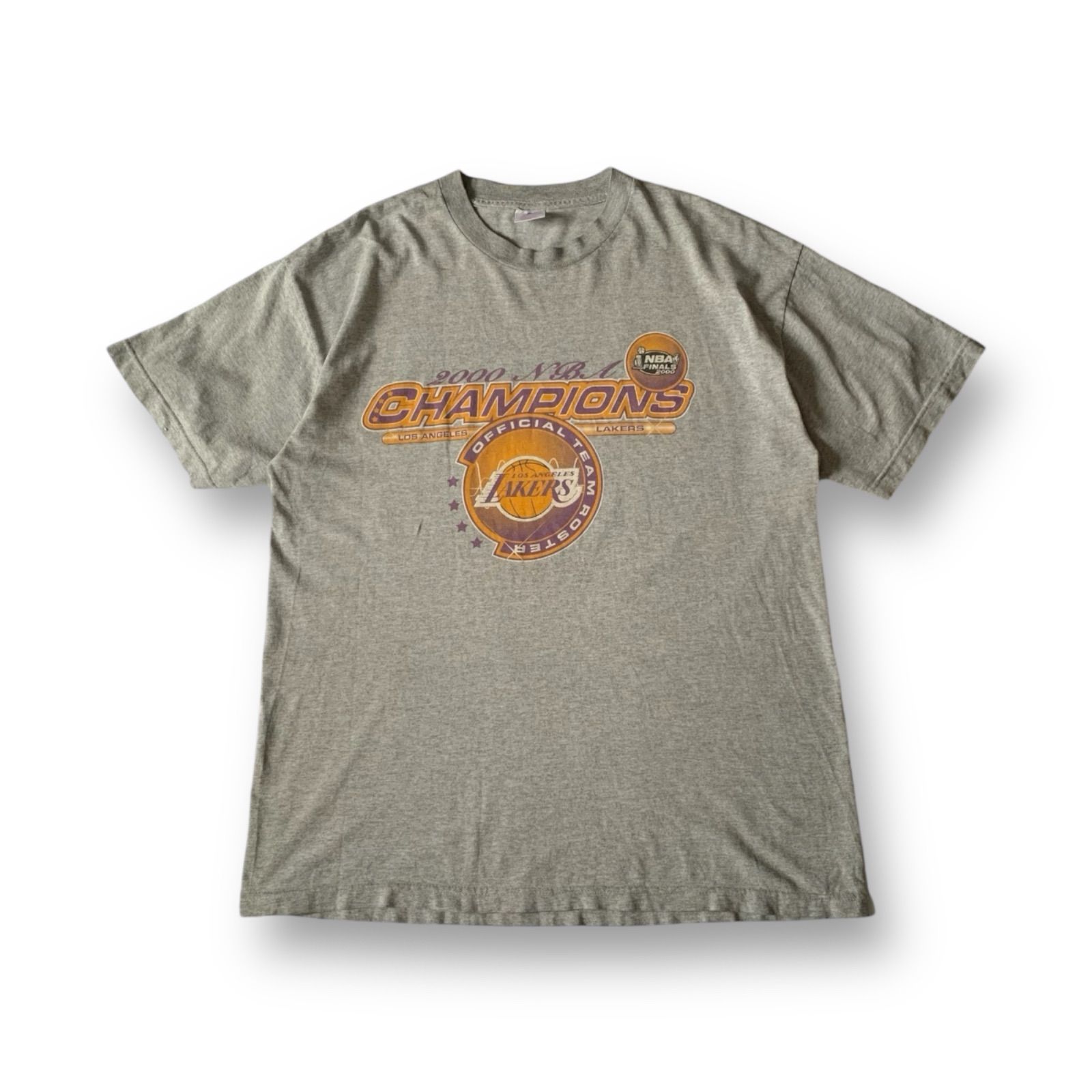 00s ALSTYLE “LOS ANGELS LAKERS” S/S Graphic T-Shirt アルスタイル ロサンゼルスレイカーズ グラフィックTシャツ 半袖 グレー XLサイズ メキシコ製 両面プリント NBA バスケットボール コービー シャック