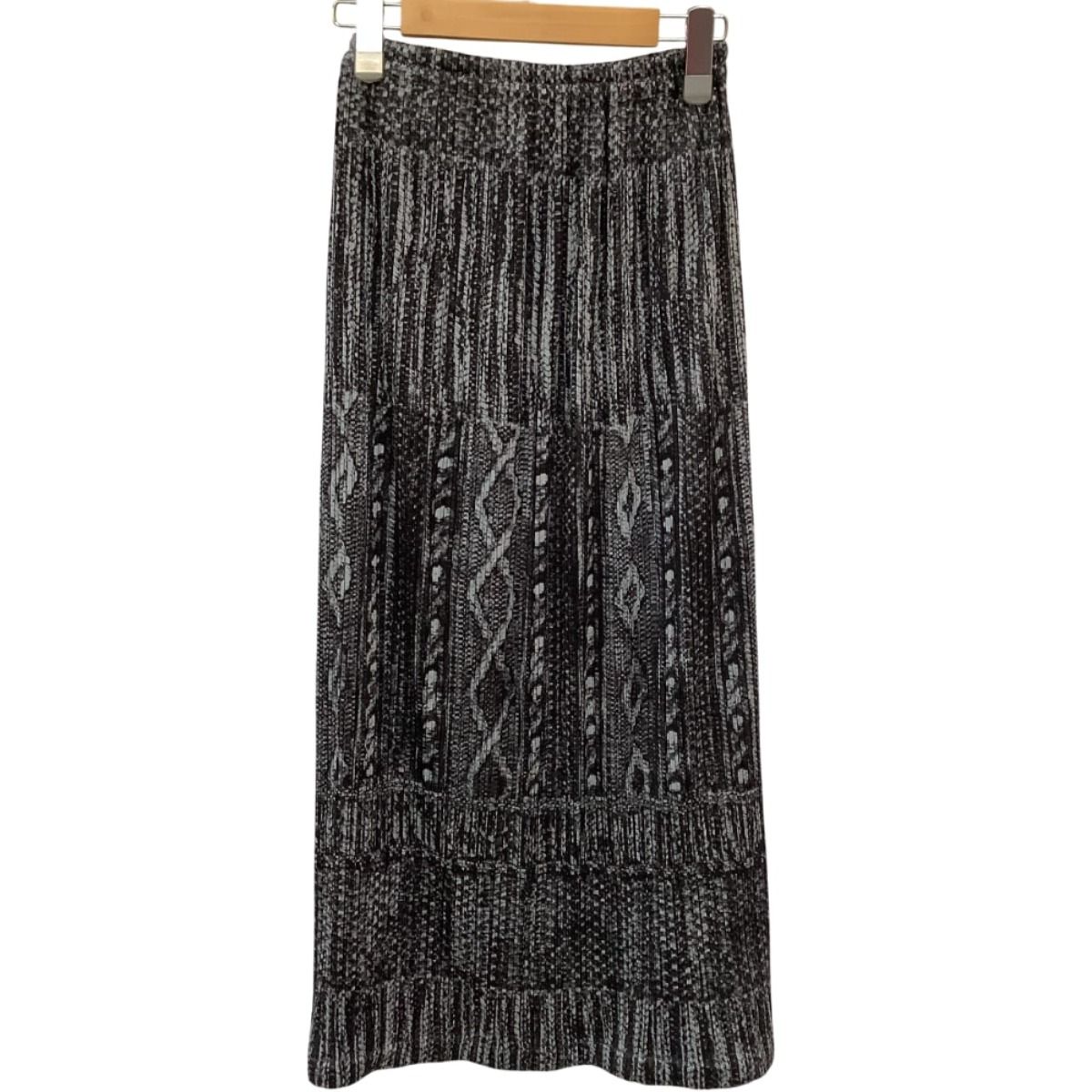 ♪♪ISSEY MIYAKE イッセイミヤケ PLEATS PLEASE スカート ケーブルニット転写 PP64 JG439 グレー