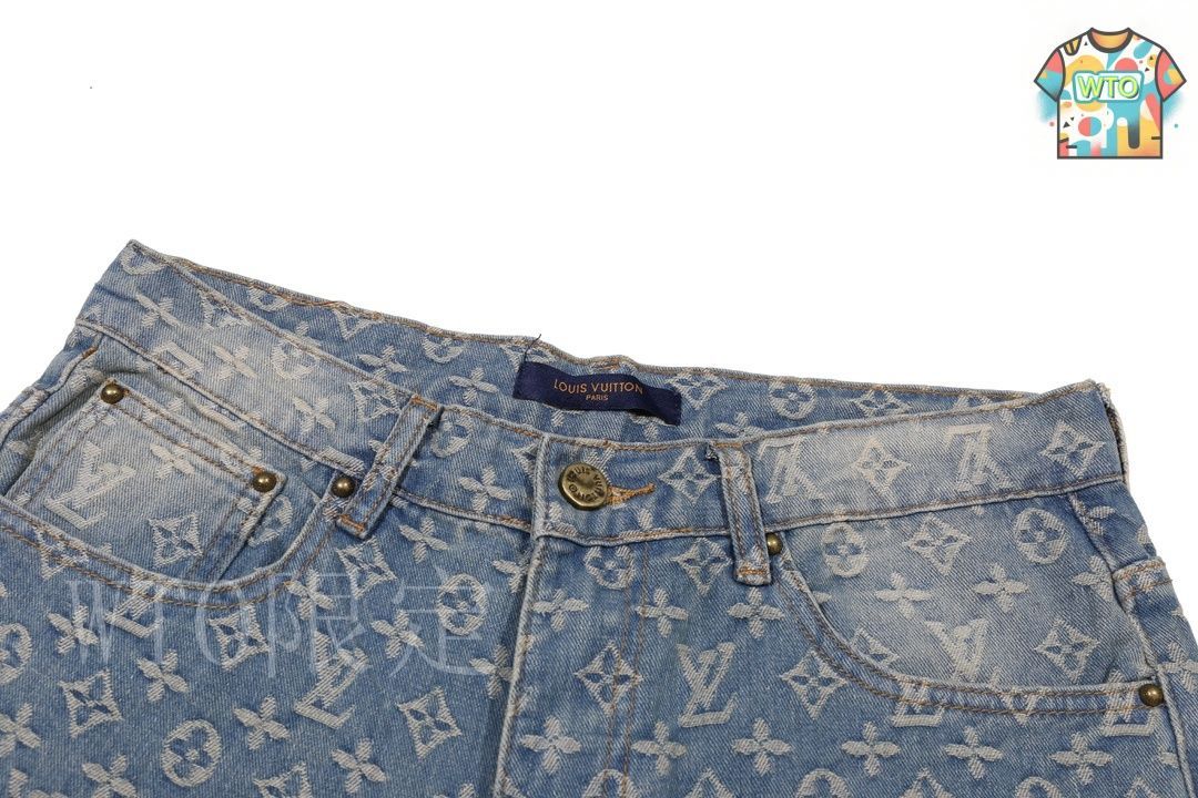 【覗く可愛いモノグラム♡】Louis Vuitton ジーンズ 今日特価】LOUIS VUITTON FW21 ロゴグラフィック モノグラム
