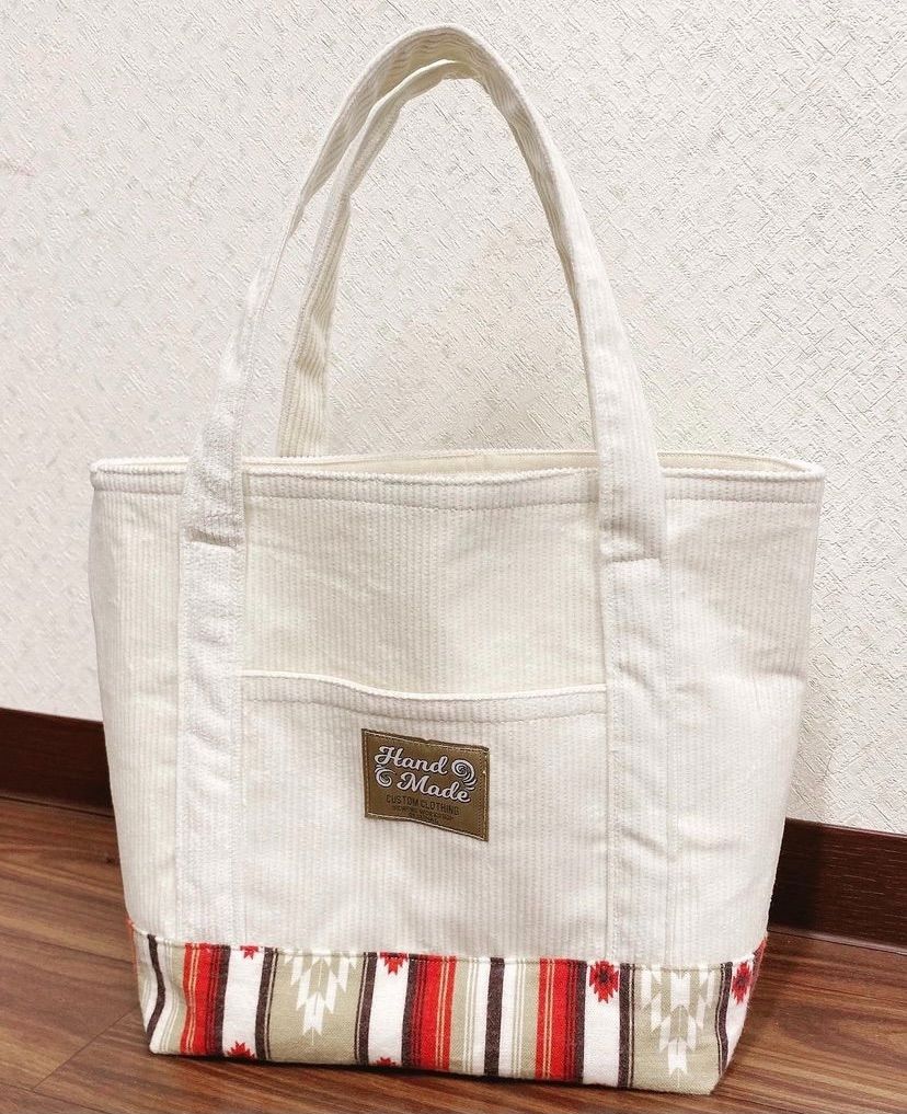 ホワイトコーデュロイミニトートバック FReePLACe&frasl;コーデュロイミニトートバッグ X12406（トートバッグ Mignonjour トートバッグ Mignonjour&frasl;デイジー柄ミニトートバッグ