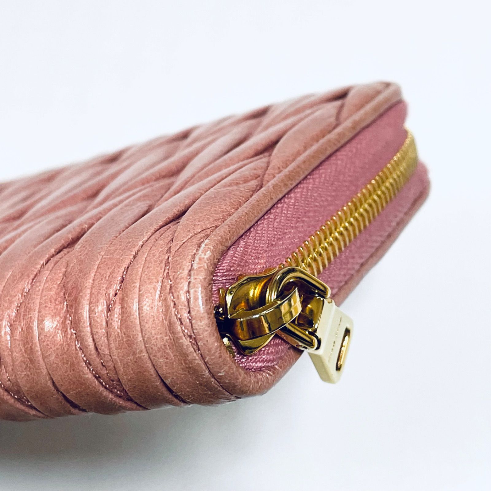ミュウミュウ miumiu wallet 钱包 ジップアラウンドファスナー 