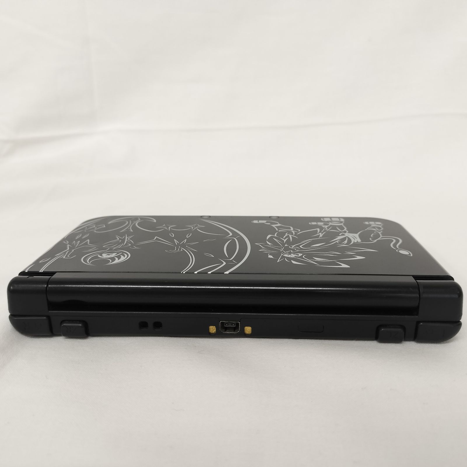 Newニンテンドー3DS LL ポケットモンスター サン・ムーン ソルガレオ 