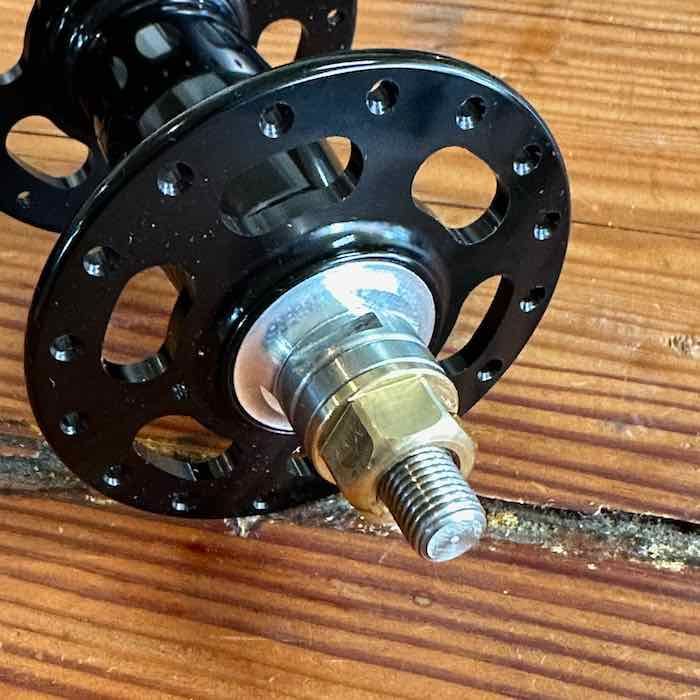 最速発送 White Industries ホワイトインダストリーズ Track Hub Front Black 32H シングルスピード フロントハブ 高精度 Made in USA