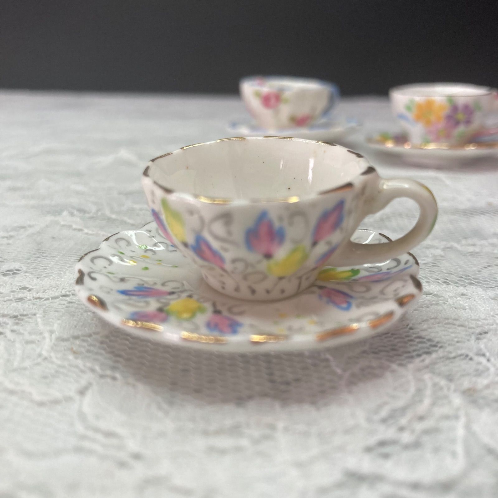 イギリス アートン ハンドペイント ミニチュア ティーカップセット イギリス アートン ハンドペイント ミニチュア ティーカップ