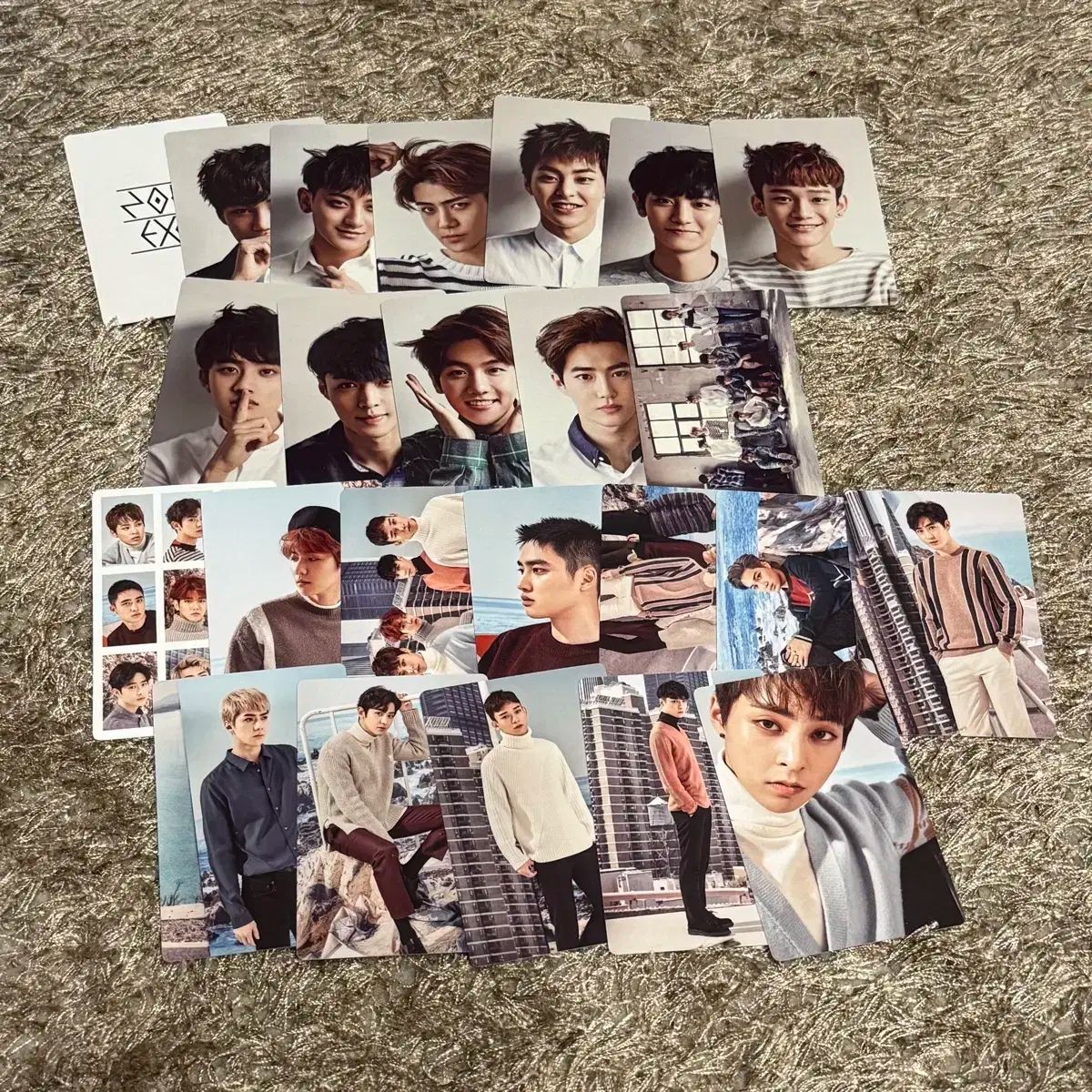 EXO 2018 シーズングリーティング シーグリ 【未開封】 トレカ