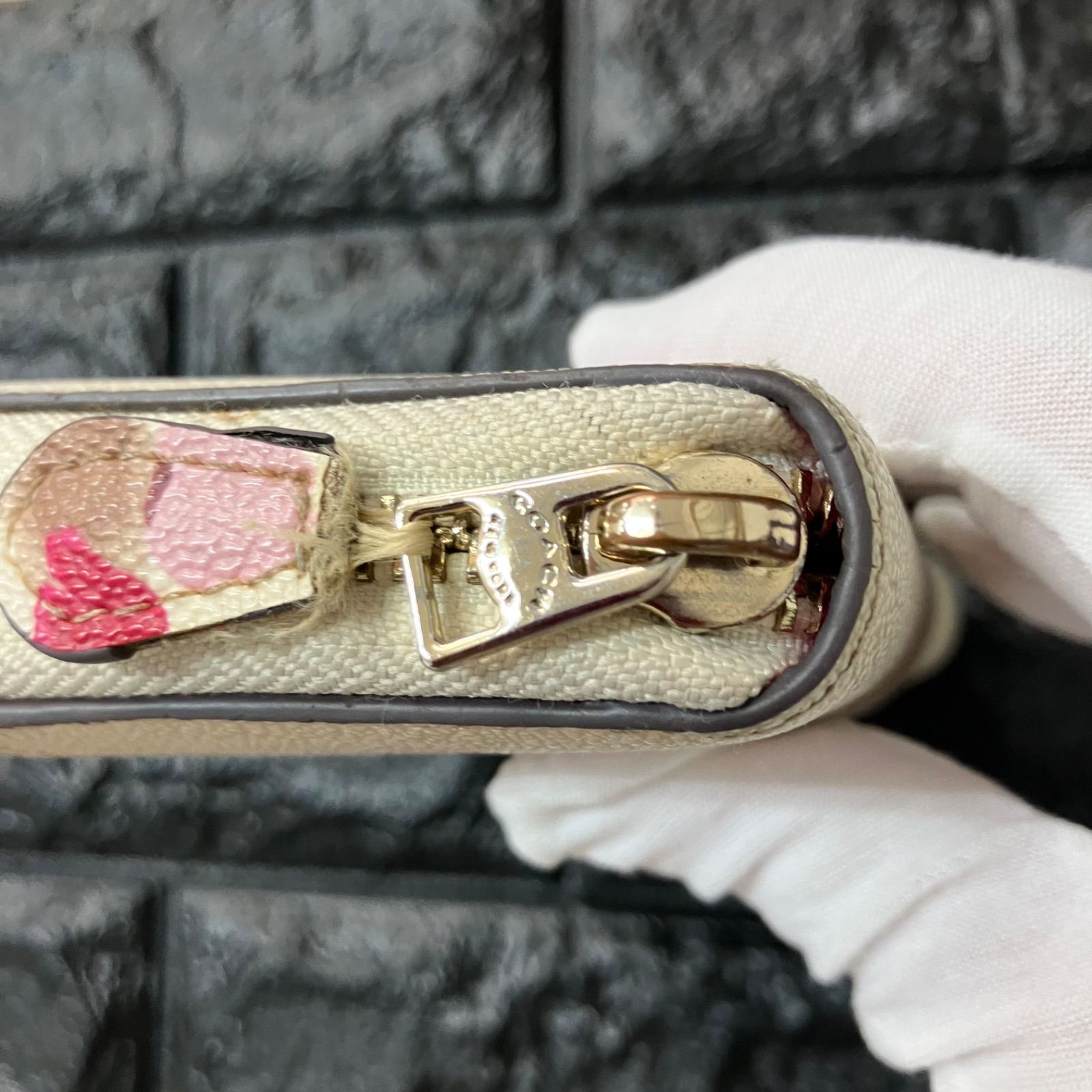 ◼︎ COACH コーチ 長財布 ラウンドファスナー レザー 花柄 ロゴ