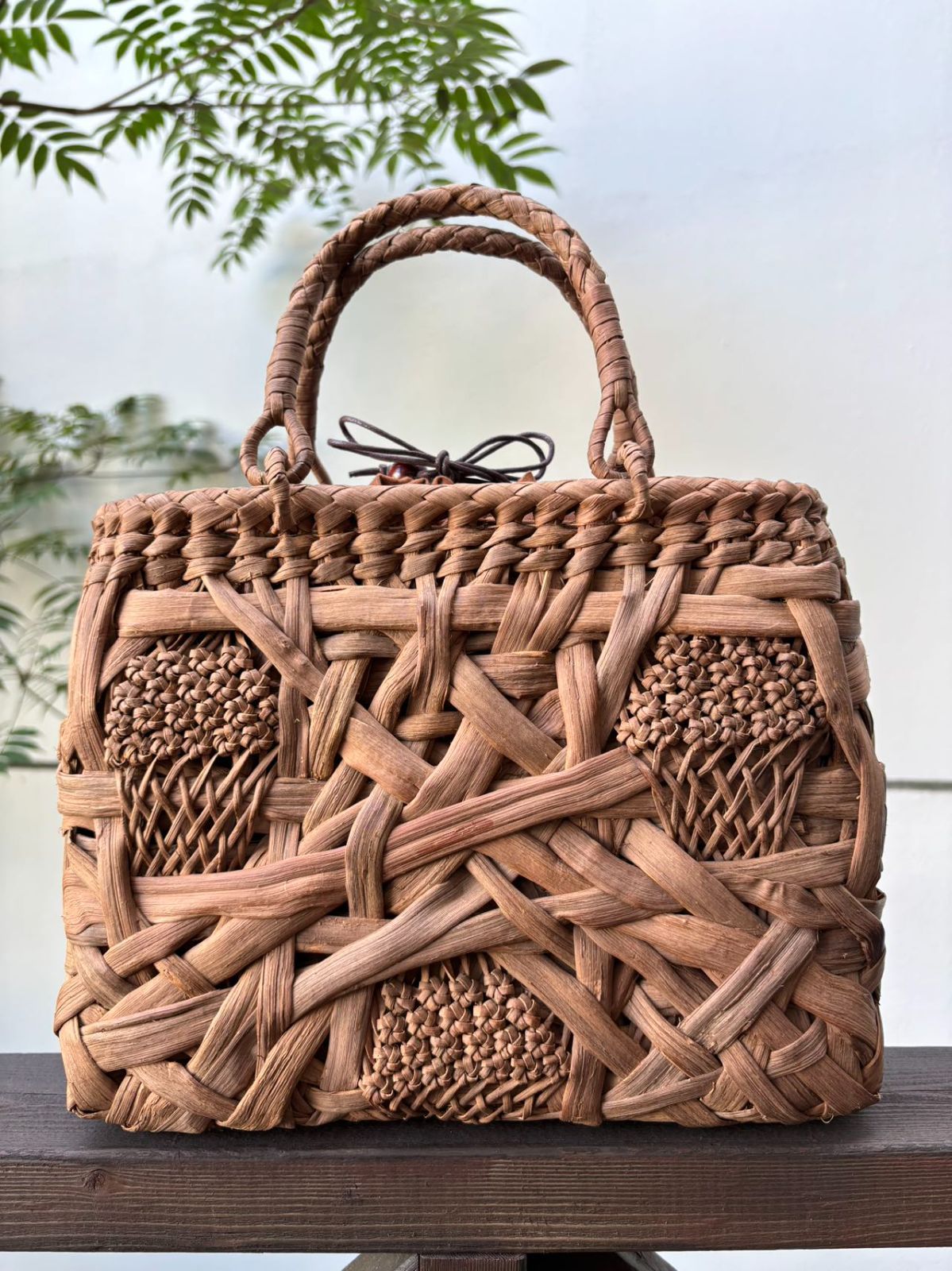 国産山葡萄 手作り かごバッグ 乱れ編み、花編み オリジナルデザイン 1