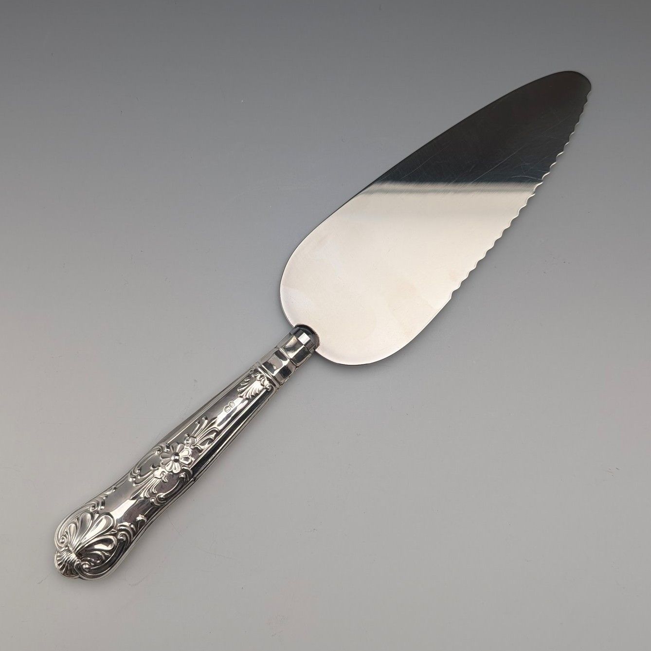 ケーキスライサー 箱入り