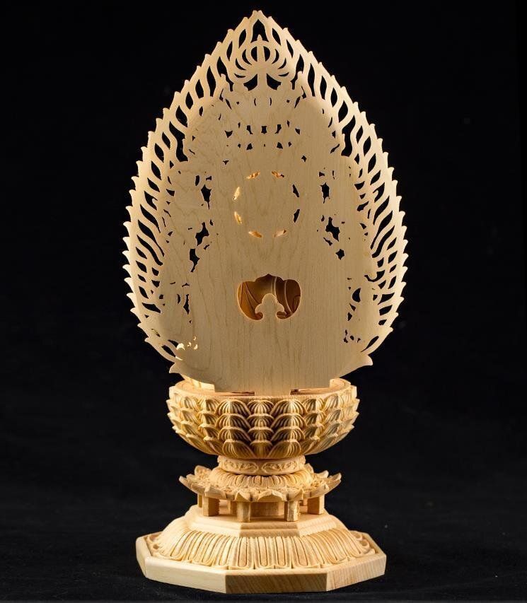 大型45cm 総檜材　切り金　本金　仏教工芸品　精密彫刻　阿弥陀如来三尊立像 新作 総檜材 仏教工芸品 木彫仏教 精密彫刻 阿弥陀如来座像 高さ