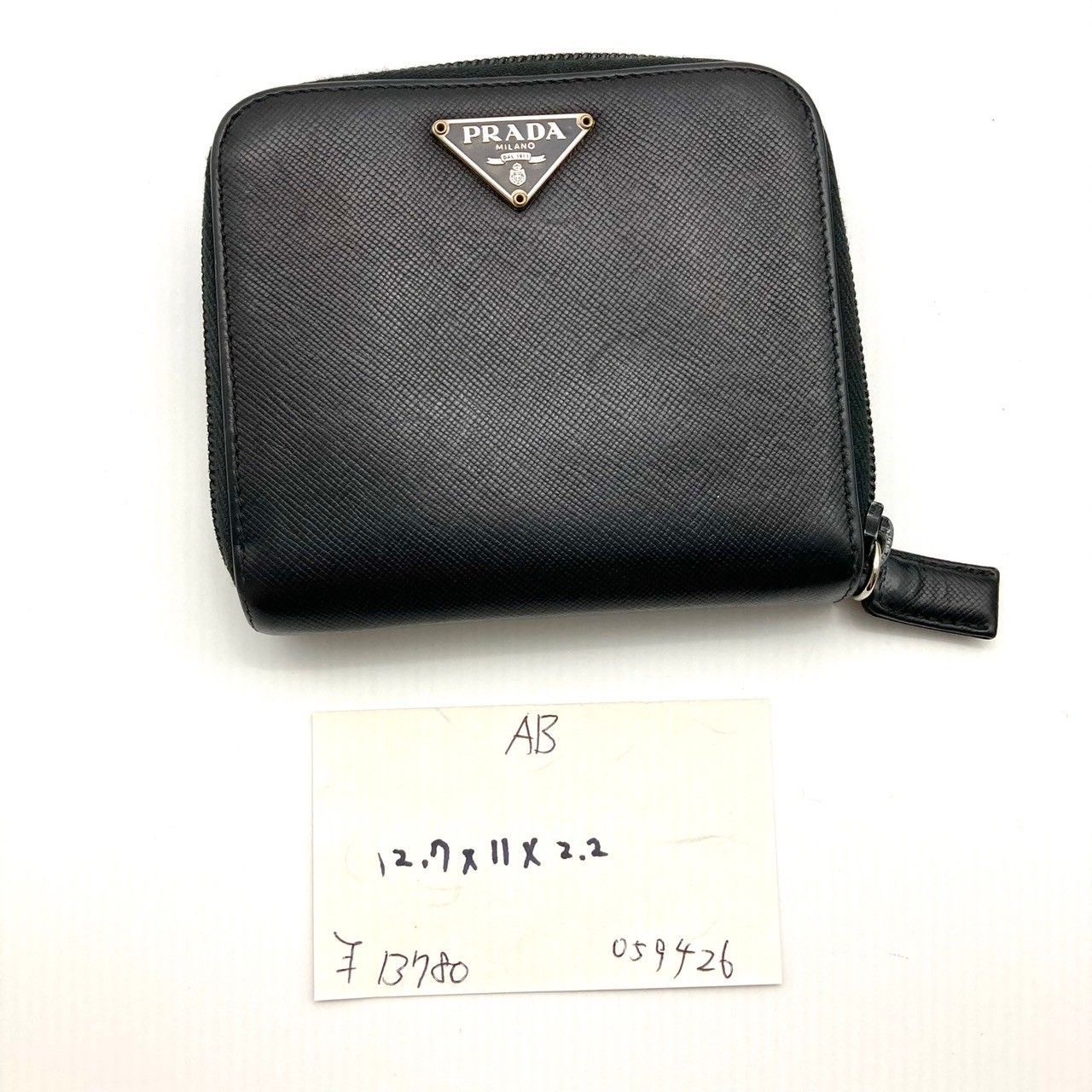 プラダ 二つ折り財布 折り財布 コンパクト レザー ブラック 60802 