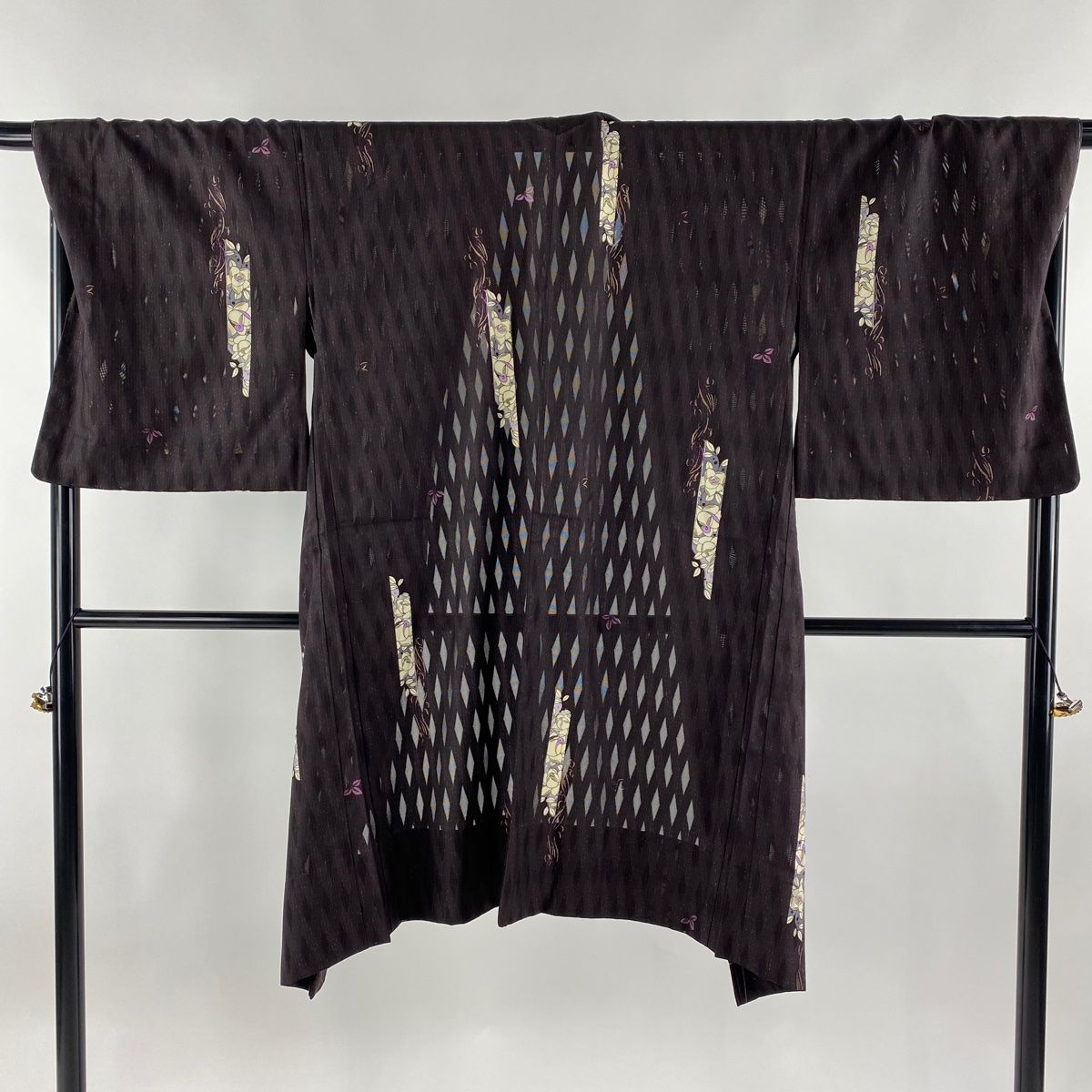 羽織 身丈110.5cm 裄丈70.5cm L やまと 草花 金彩 箔 茶紫 正絹 美品