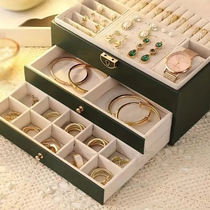 アクセサリーボックス ジュエリーボックス 3段 鍵付き 宝石箱