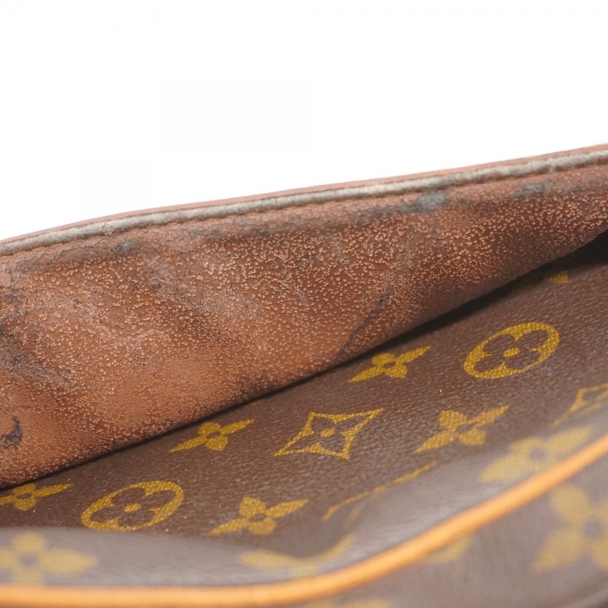 モノグラム コンピエーニュ23