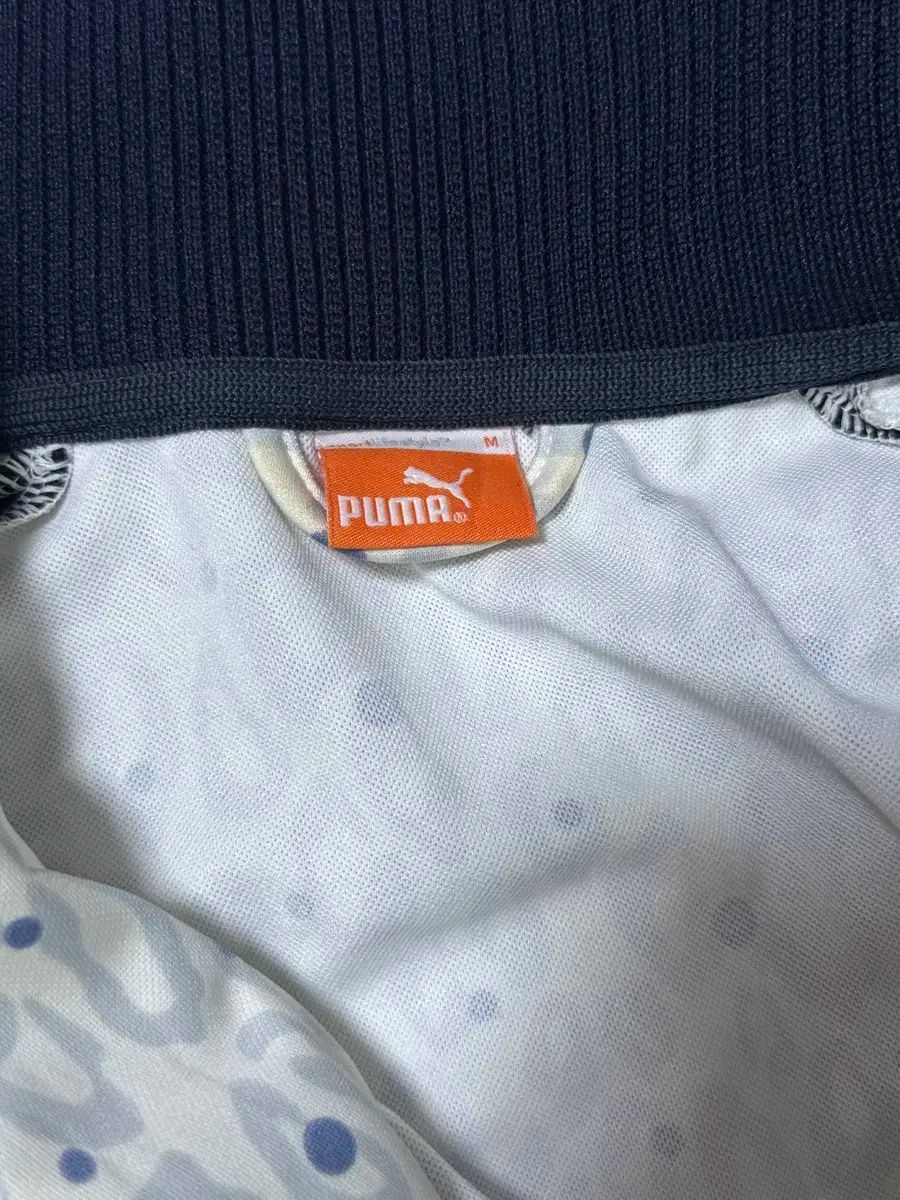 トラックトップス