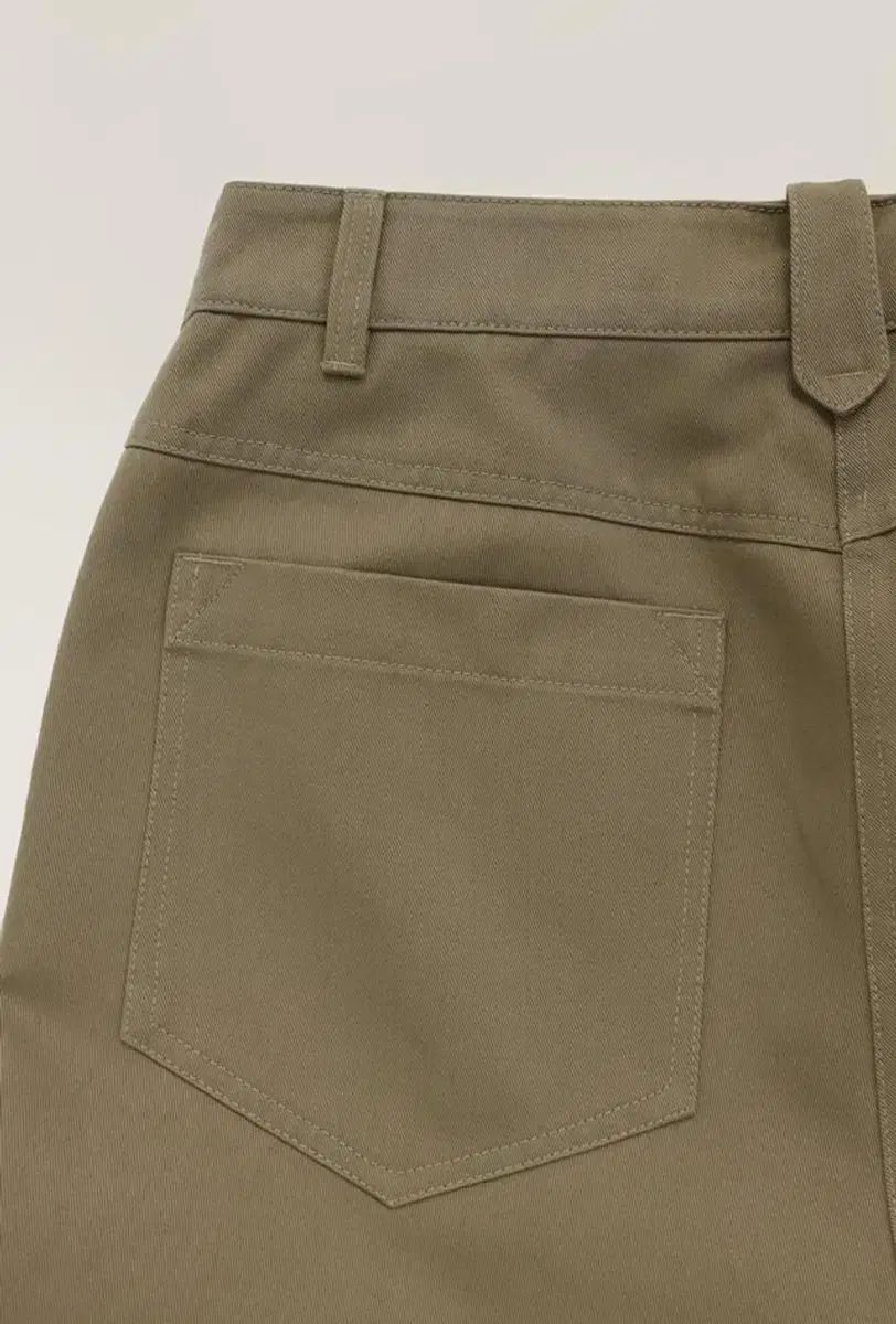 Nothing Written ナッシングリトゥン Bas Loose スラックス カーキ L DECORATOM_COM_BR