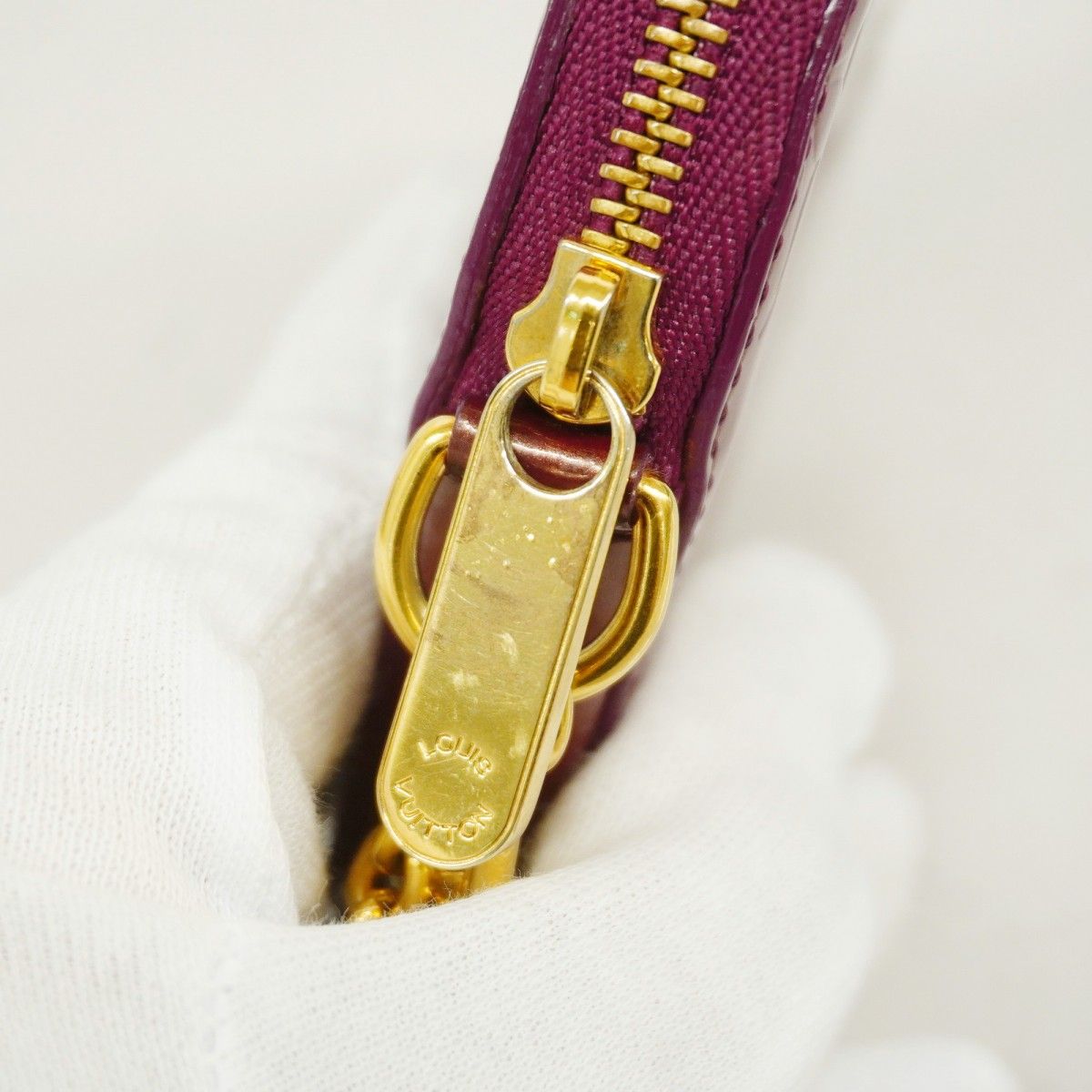 ルイヴィトン ヴェルニ ポルトモネクール LOUIS VUITTON(ルイヴィトン