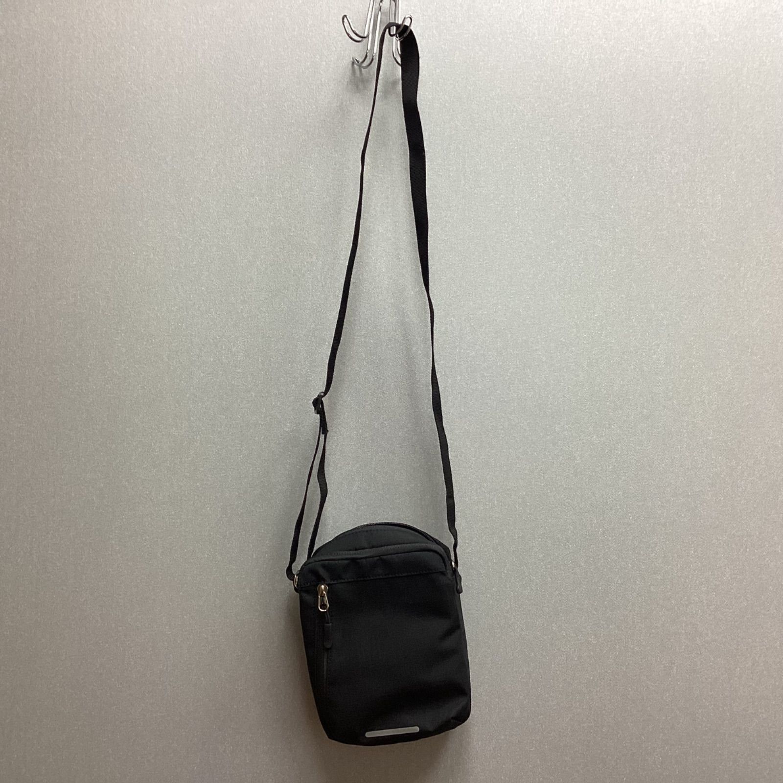 新品未使用 美品 ace. エース ショルダーバッグ ブラック 黒
