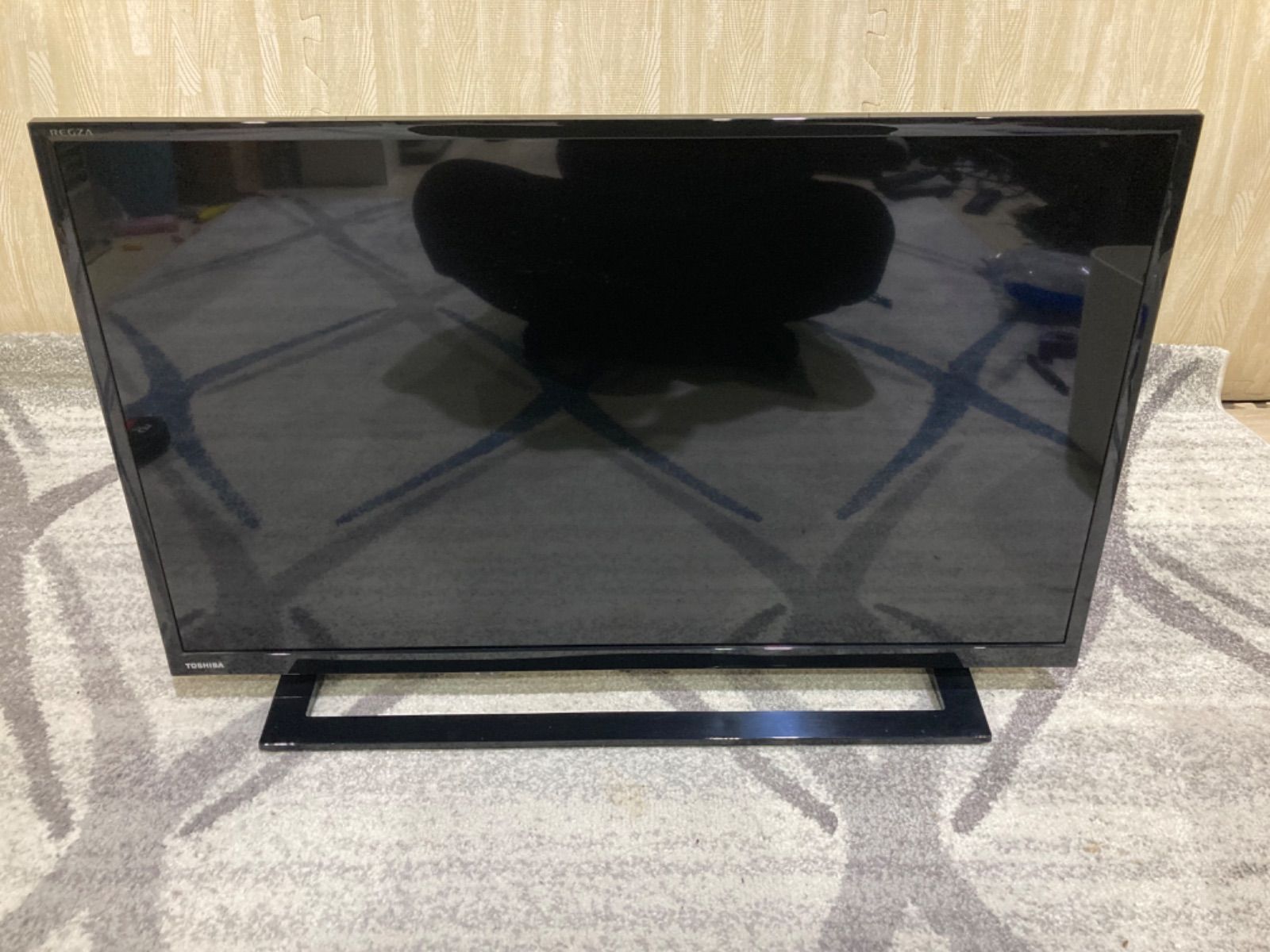 TOSHIBA 液晶テレビ 2019年製 REGZA 32S22 裏番組録画 黒 - テレビ